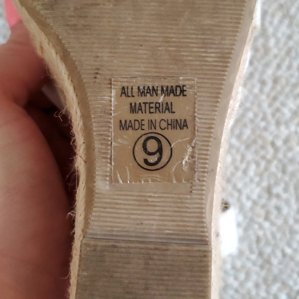 (3/$40)Wedges - Picture 4 of 4